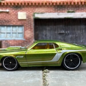 Loose Hot Wheels 1969 Ford Mustang Dressed in Green and White