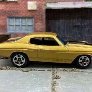 Loose Hot Wheels: 1970 Chevy Chevelle SS - Gold and Black