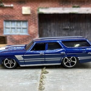 Loose Hot Wheels - 1970 Chevy Chevelle SS Station Wagon - Blue and White