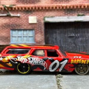 Loose Hot Wheels 1970 Chevy Chevelle SS Station Wagon Dressed in Daredevils Red and Green Livery