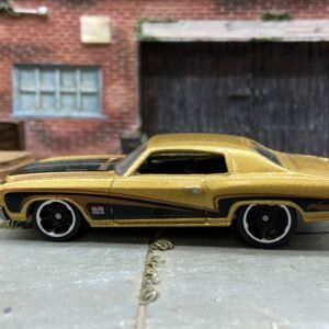 Loose Hot Wheels: 1970 Chevy Monte Carlo - Gold and Black