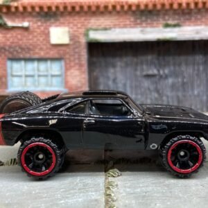 Loose Hot Wheels - 1970 Dodge Charger 4x4 - Black and Red