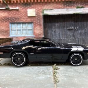 Loose Hot Wheels 1971 Plymouth GTX Dressed in Black and Silver