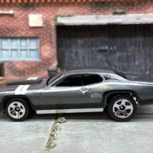 Loose Hot Wheels 1971 Plymouth GTX Dressed in Silver and White