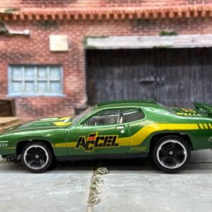 Loose Hot Wheels 1971 Plymouth Roadrunner Dressed in Green and Yellow ACCEL Livery