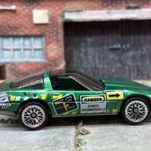 Loose Hot Wheels 1980 Chevy Corvette 80's Corvette Dressed in Green