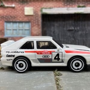 Loose Hot Wheels - 1984 Audi Sport Quattro - White #4 Race Livery