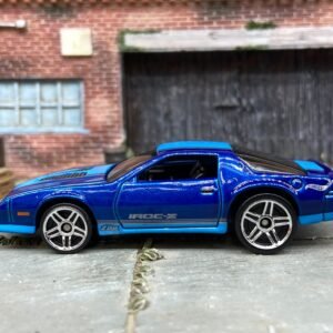 Loose Hot Wheels - 1985 Camaro IROC - Blue and Blue