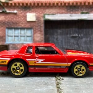 Loose Hot Wheels - 1986 Chevy Monte Carlo SS - Red, Black, Yellow and White