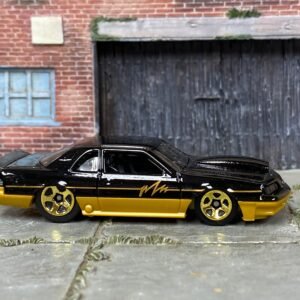 Loose Hot Wheels - 1988 Ford T-Bird Pro Stock Drag Car - Black and Gold