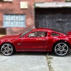 Loose Hot Wheels - 2005 Ford Mustang GT - Dark Red