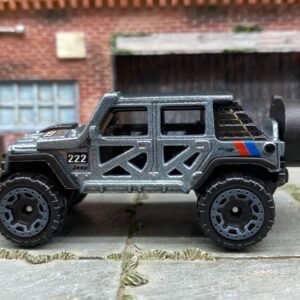 Loose Hot Wheels 2017 Jeep Wrangler - Silver