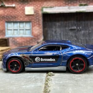 Loose Hot Wheels - 2018 Chevy Camaro SS - Blue and Black Brembo Brakes Livery
