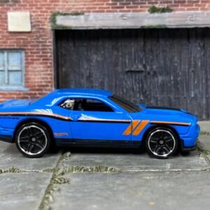 Loose Hot Wheels - 2018 Dodge Challenger SRT Demon - Blue, Black and Orange