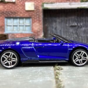 Loose Hot Wheels 2019 Audi R8 Spyder Dressed in Dark Blue