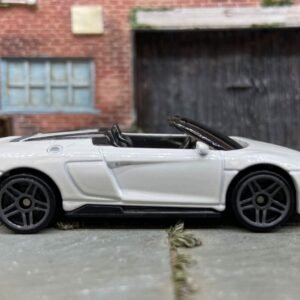 Loose Hot Wheels - 2019 Audi R8 Spyder - White and Black