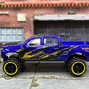 Loose Hot Wheels - 2019 Chevy Silverado Trail Boss LT - Blue, Black and Yellow
