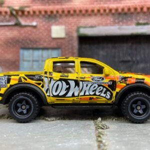 Loose Hot Wheels - 2015 Ford F150 4X4 Truck - Yellow Hot Wheels Livery