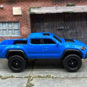 Loose Hot Wheels - 2020 Toyota Tacoma Off Road 4x4 - Blue