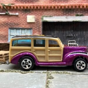 Loose Hot Wheels - 40's Ford Woody - Purple