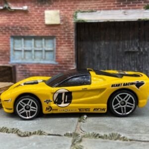 Loose Hot Wheels: 40 Something Ford GT40 - Yellow