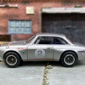 Loose Hot Wheels Alfa Romeo Giulia Sprint GTA Dressed in Silver 2 Cars and Donuts Real Riders