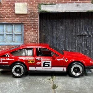 Loose Hot Wheels - Alfa Romeo GTV6 3.0 - Red