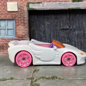 Hot Wheels Barbie Extra Toon'd - White, Purple and Pink