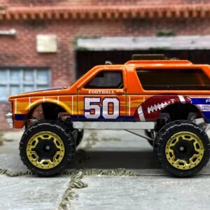 Loose Hot Wheels Chevy Blazer 4×4 - Orange Football 50