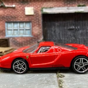 Loose Hot Wheels Ferrari Enzo Dressed in Red