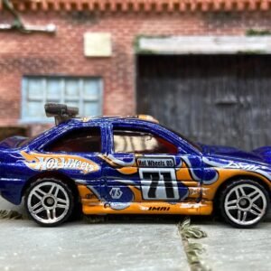 Loose Hot Wheels - Ford Escort Rally - Blue and Orange #71 Race Livery