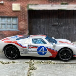Loose Hot Wheels Ford GT40 - White #4 Gumball 3000