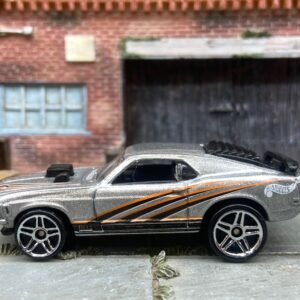 Loose Hot Wheels - Ford Mustang Mach 1 - Silver with Black and Orange Scallops