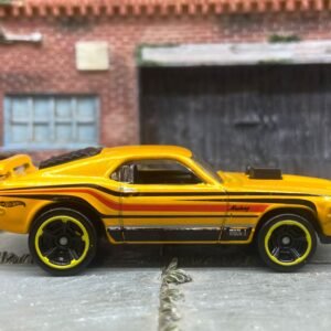 Loose Hot Wheels - Ford Mustang Mach 1 - Yellow, Orange and Black