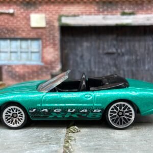 Loose Hot Wheels - Jaguar XK8 - Teal