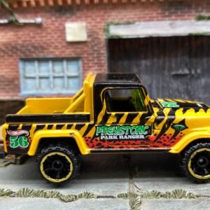 Loose Hot Wheels - Jeep Scrambler Pick Up - Yellow and Black Prehistoric Park Ranger