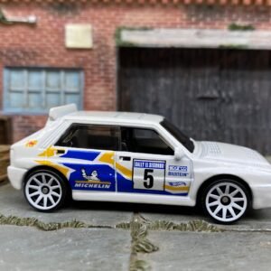 Loose Hot Wheels - Lancia Delta Integrale Race Car - White Race Livery