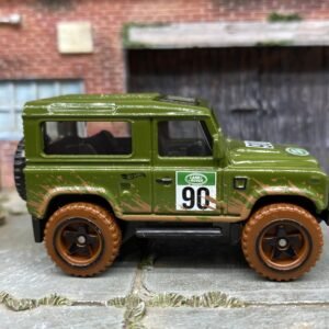 Hot Wheels Land Rover Defender 90 - Green Off Road