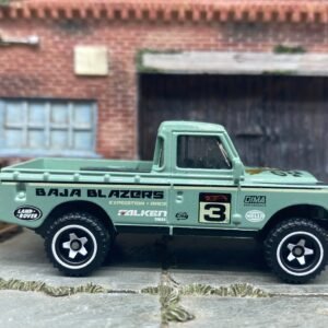 Loose Hot Wheels - Land Rover Series III - Green Off Road
