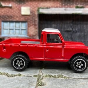 Loose Hot Wheels - Land Rover Series III - Red and White Off Road