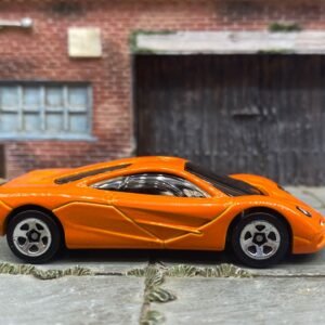 Loose Hot Wheels - McLaren F1 - Orange