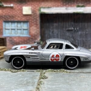 Loose Hot Wheels - Mercedes-Benz 300SL Race Car - Silver and Black 68