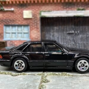 Loose Hot Wheels - Mercedes-Benz 500E - Black