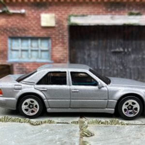 Loose Hot Wheels - Mercedes-Benz 500E - Silver