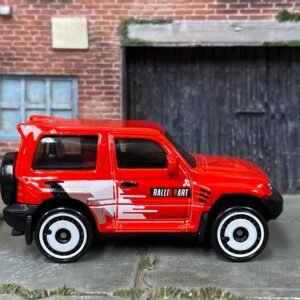 Loose Hot Wheels - Mitsubishi Pajero Evolution - Red