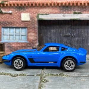 Loose Hot Wheels - Nissan Fairlady Z - Blue and Black