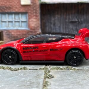Loose Hot Wheels - Nissan Leaf Nismo RC02 - Red, Black and Silver