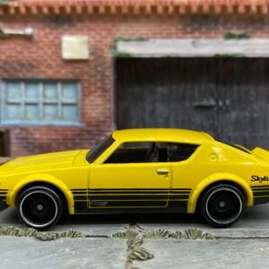 Loose Hot Wheels - Nissan Skyline 2000GT-R - Yellow and Black
