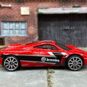 Loose Hot Wheels - Pagani Huayra - Brembo Red Race Livery