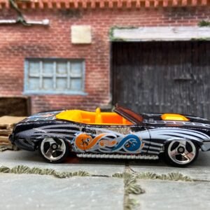 Loose Hot Wheels: Plymouth Barracuda Convertible King Kuda - Black and Neon